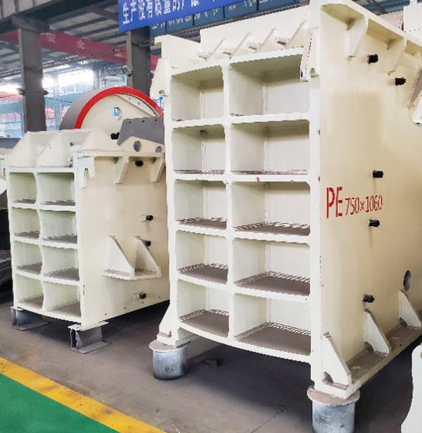 PE750*1060颚破机生产车间 PE750*1060颚破机生产车间