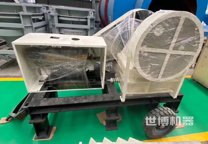 小型移动破碎机
