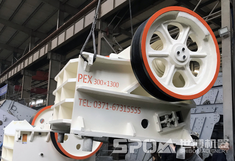PEX300X1300颚式破碎机