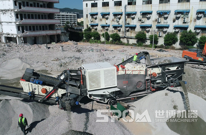 广州客户履带式建筑垃圾粉碎设备